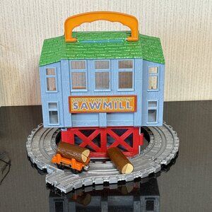 Thomas & Friends Sodor Sawmill Playset Take Along Tracks Car Carry Case 2004